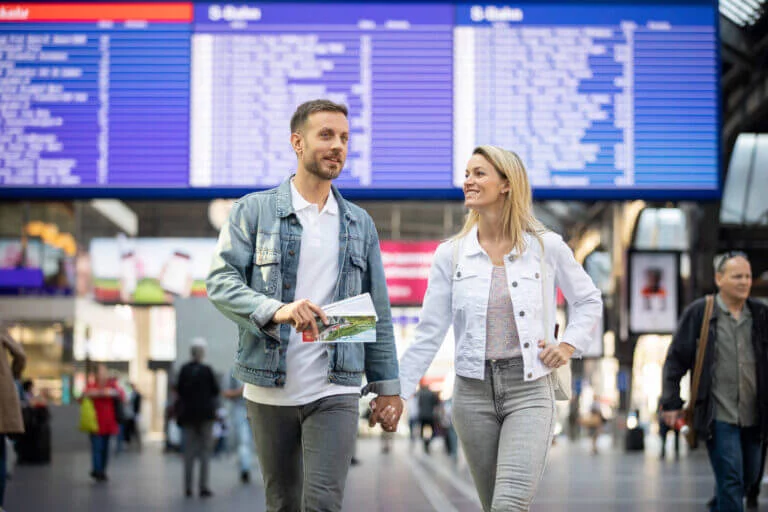 Zwisu Rabatt Swiss Half Fare Card | 50 % Rabatt auf Züge, Busse und Schiffe